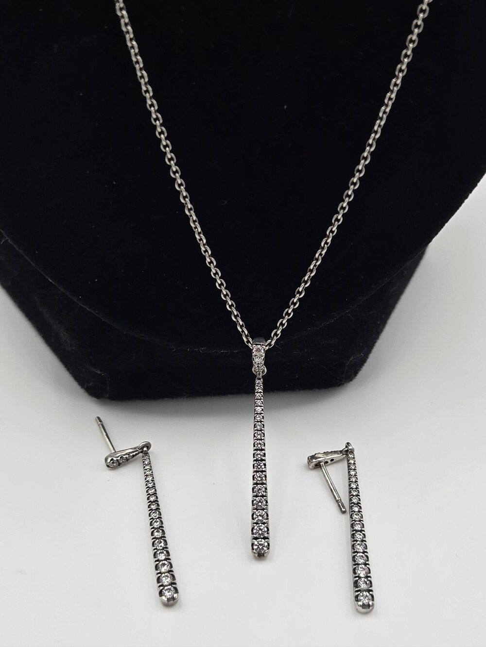 Retired Pandora Sterling Silver Shooting Star Necklace and Earring Set